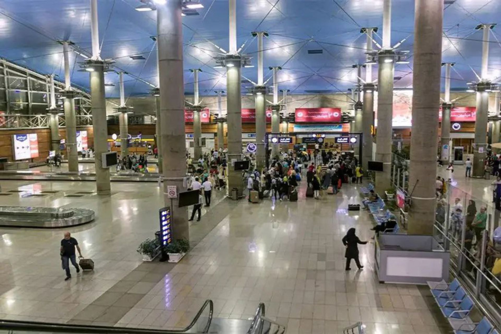 مسافران در فرودگاه امام خمینی