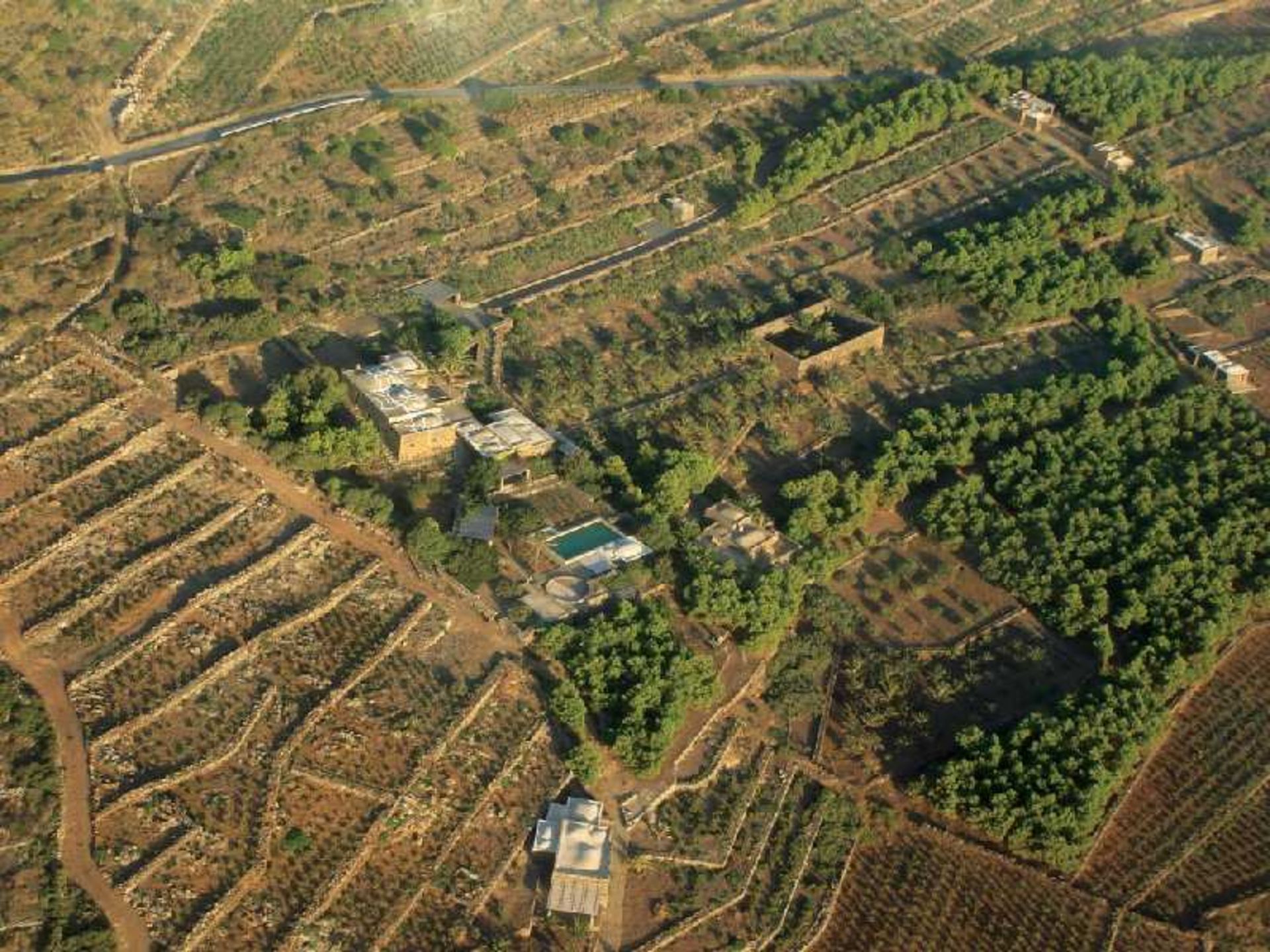 تصویر هوایی اقامتگاه تنوتا بورجا ایتالیا