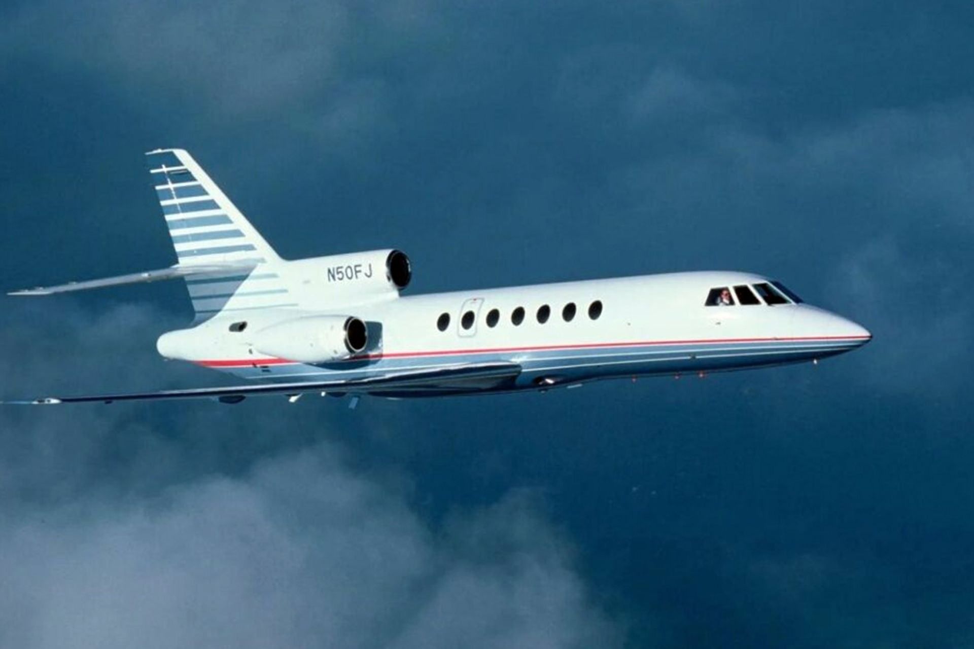 جت فالکون ۵۰