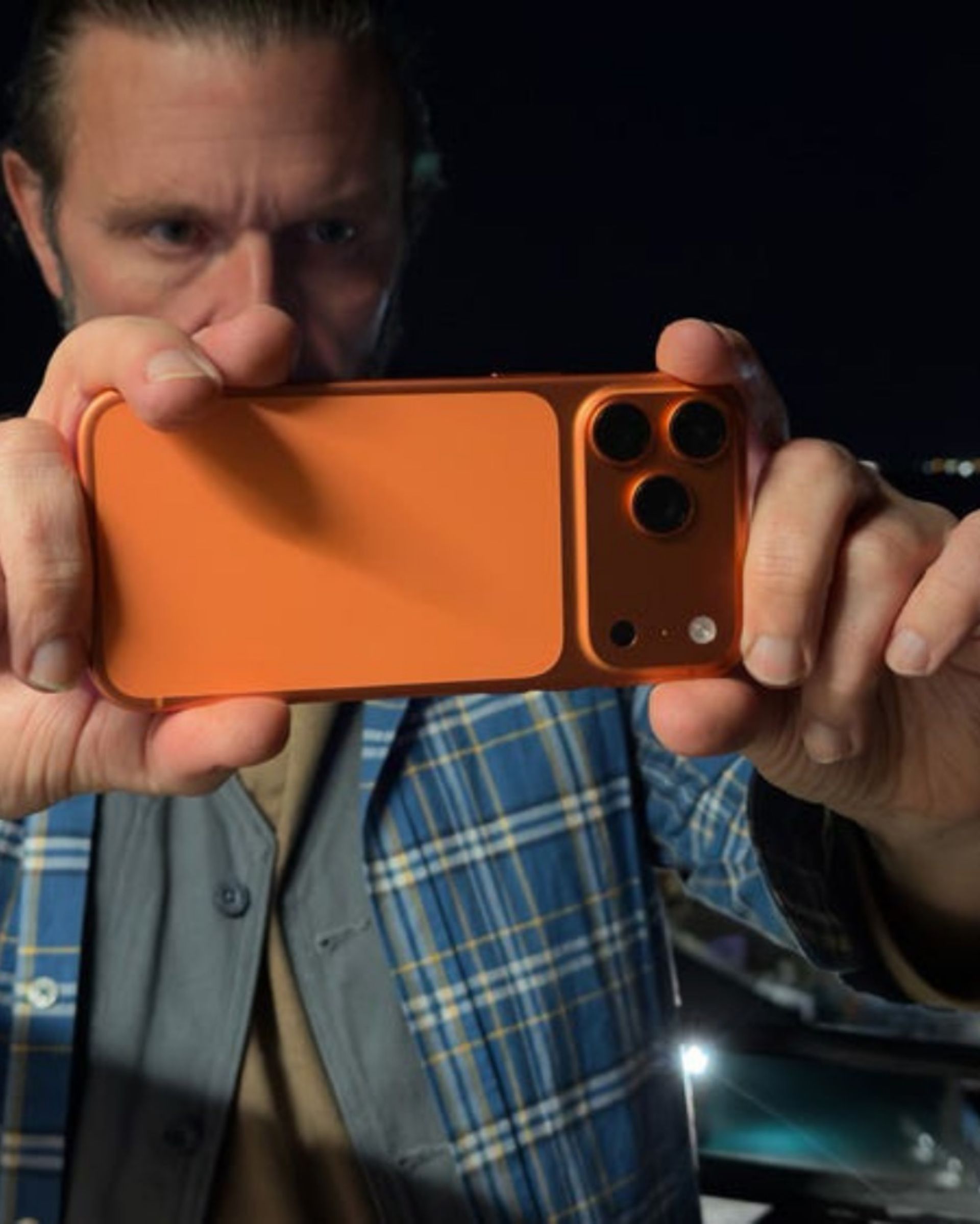 چرا آیفون ۱۷ پرو مکس گزینهای عالی برای عکاسان موبایلی است؟ 5 عکاسی با آیفون ۱۷