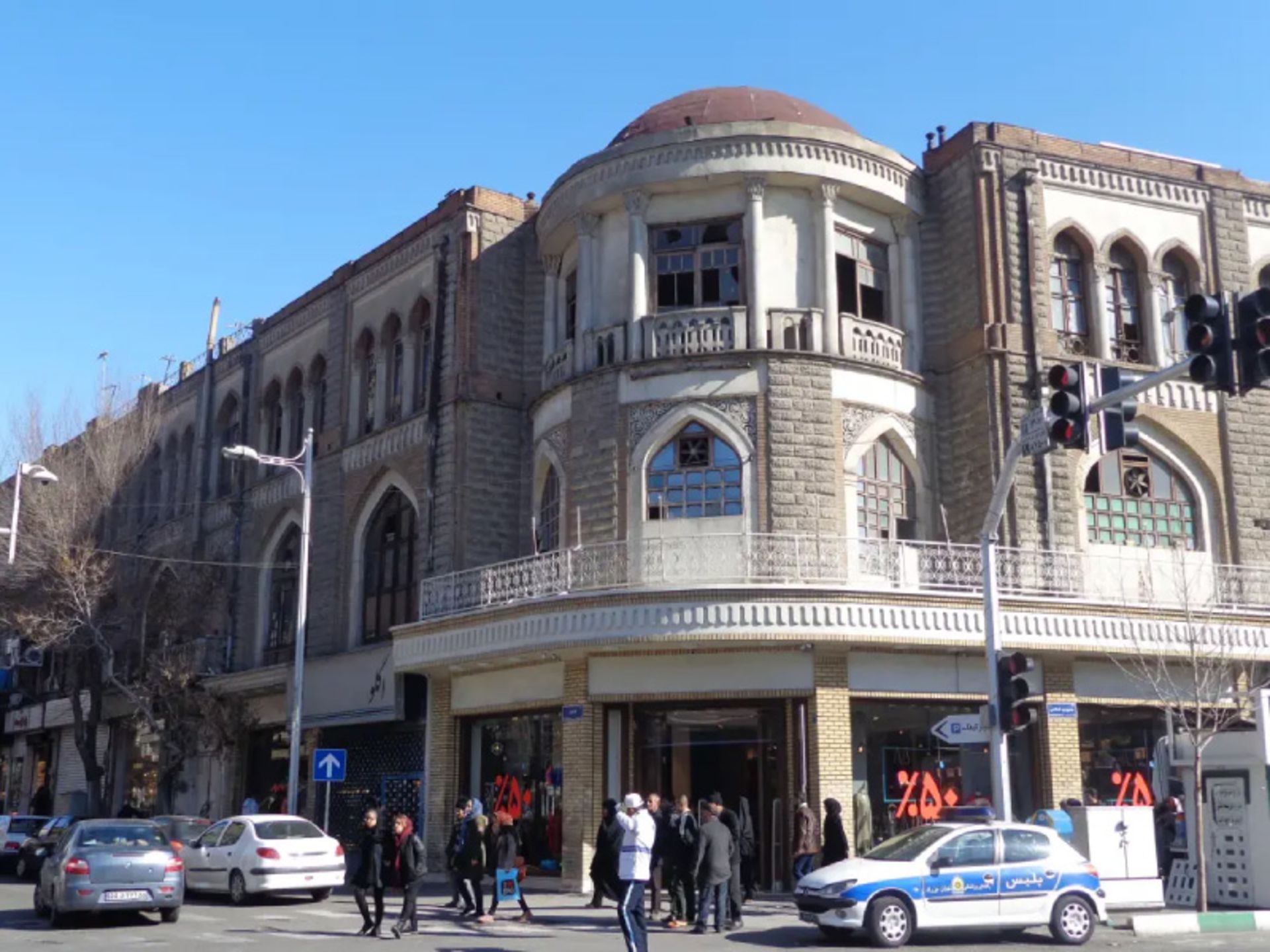 راهنمای کامل گردش شهری در تهران برای مسافران پرواز شیراز به تهران 4 شهر تهران