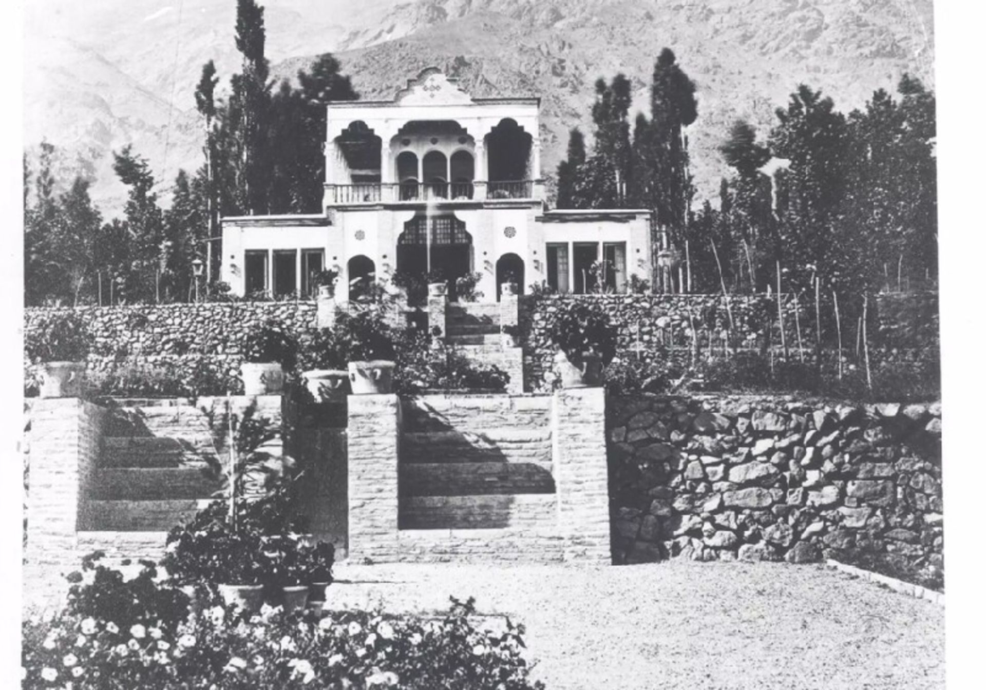 عمارت ملکالتجار زیر سایه کوهستان؛ یکی از نادرترین خانههای اعیانی قاجار 4 عمارت قاجاری