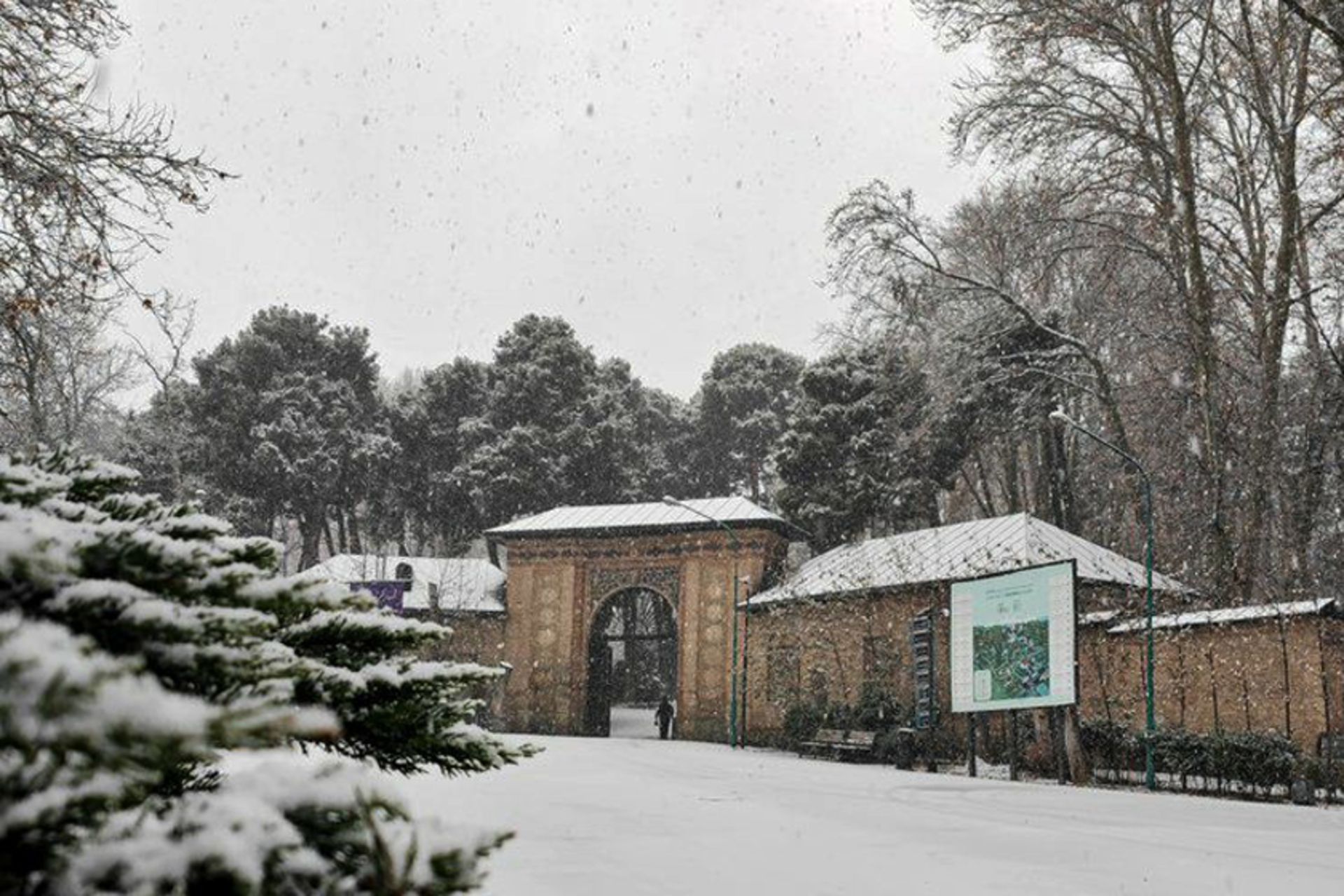 سامانههای برفی در راه ایران؛ البرز و زاگرس زیر برف سنگین میروند 3 کاخ سعد آباد برفی