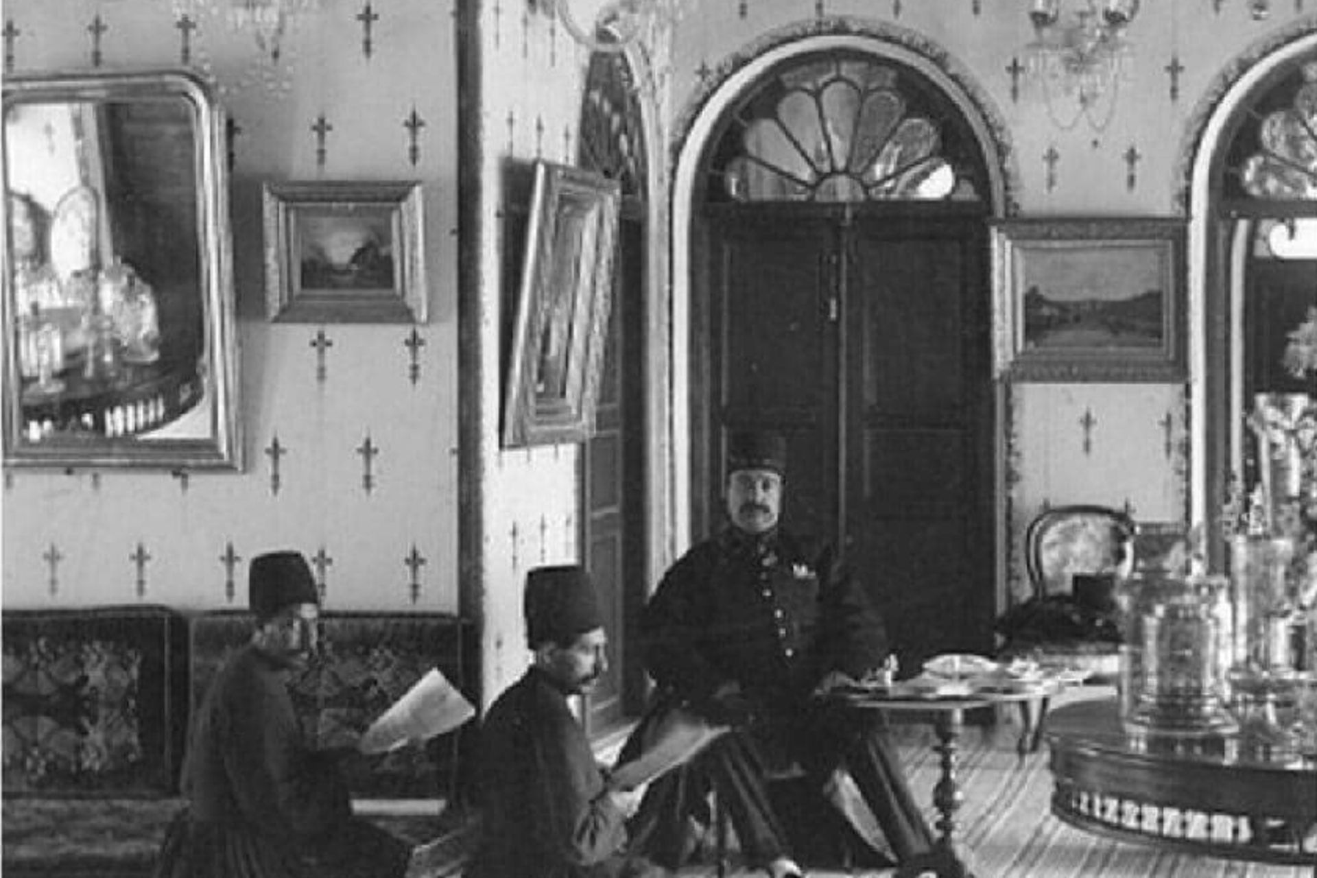 خبرخوانی ناصرالدین شاه؛ گوشهای از زندگی سلطنتی در عصر قاجار 3 ناصرالدین شاه و کاخ شهرستانک