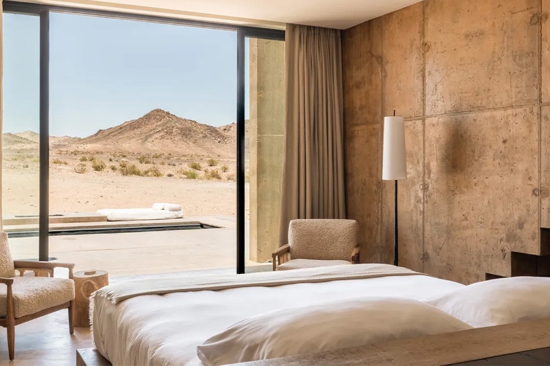 فرار لوکس به قلب صحرا؛ اقامتگاهی در مرز انسان و طبیعت 2