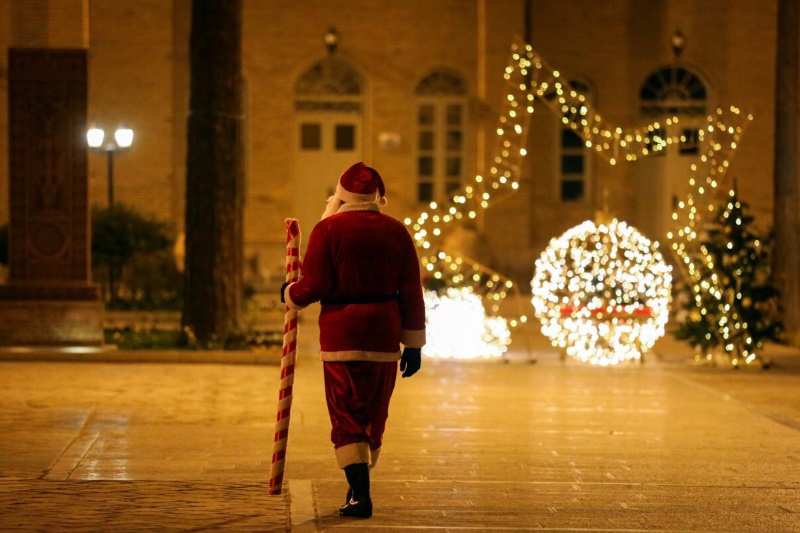 تزیینات کریسمس و مراسم سال نو در وانک اصفهان امسال برگزار نمیشود! 7