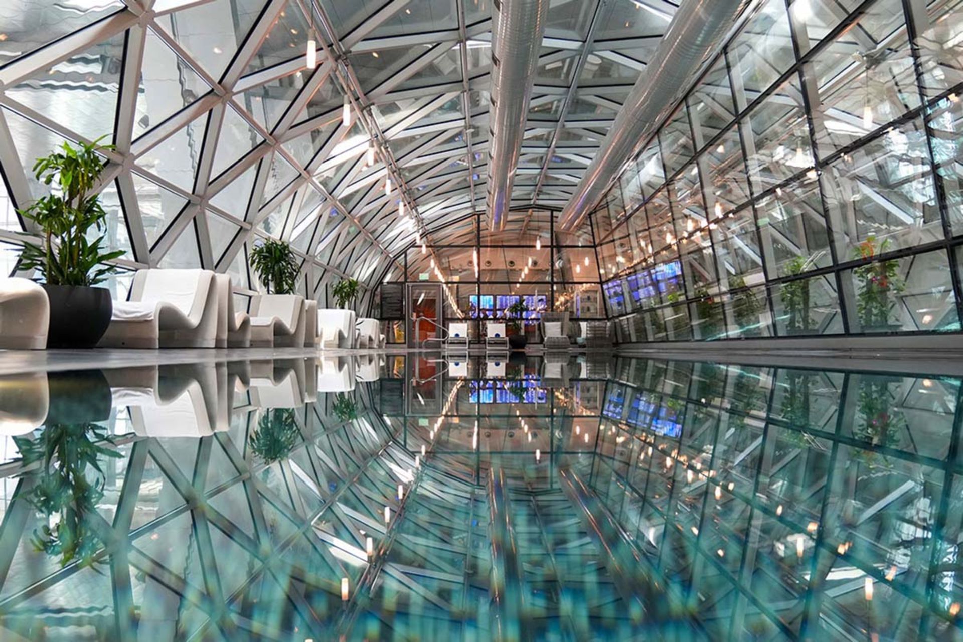 نمایی از استخر هتل اوریکس دوحه