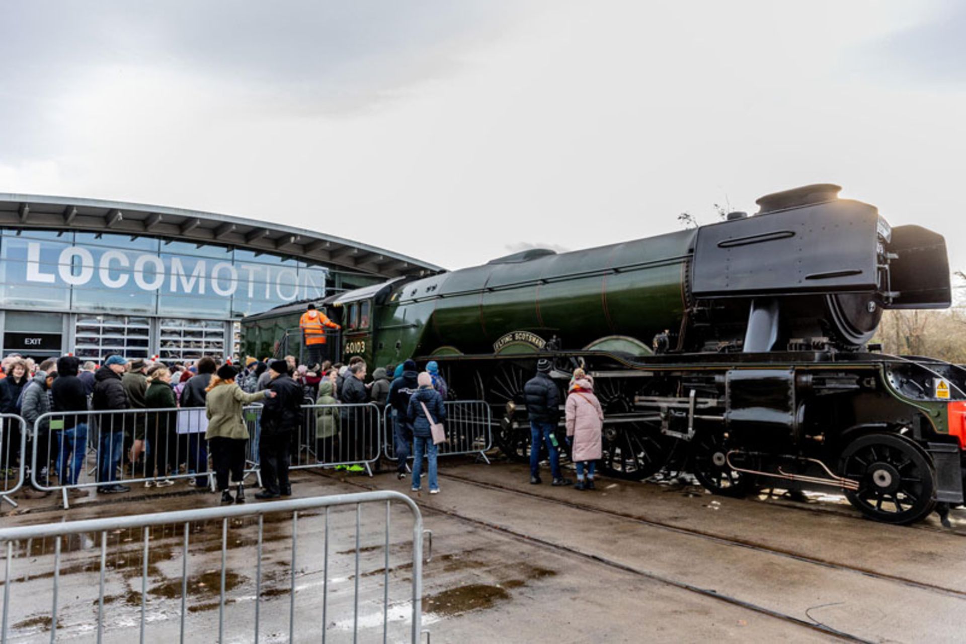 لوکوموتیو بخار بزرگ در موزه لوکوموشن 