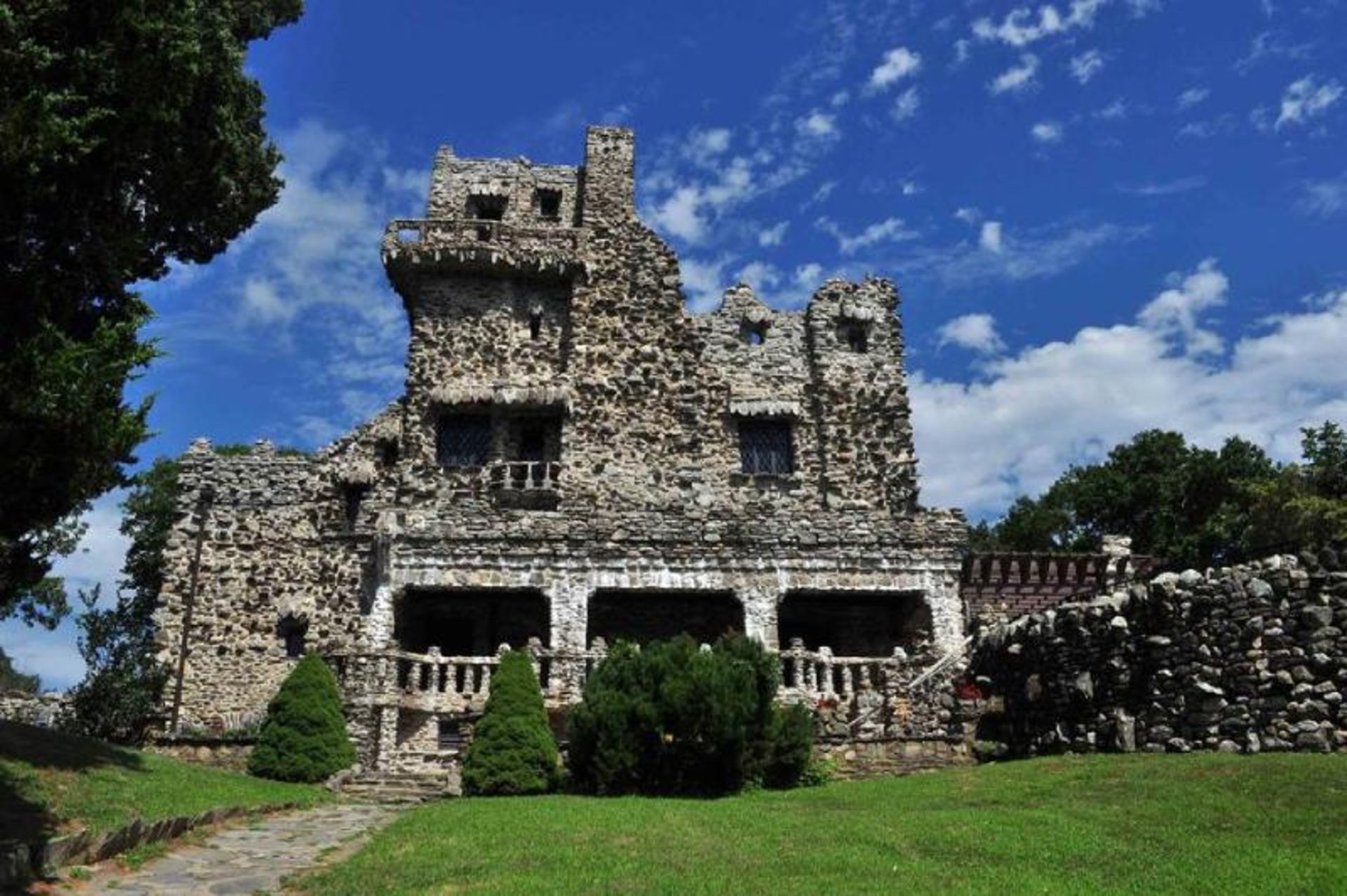 نمای بیرونی قلعه جیلت در آمریکا