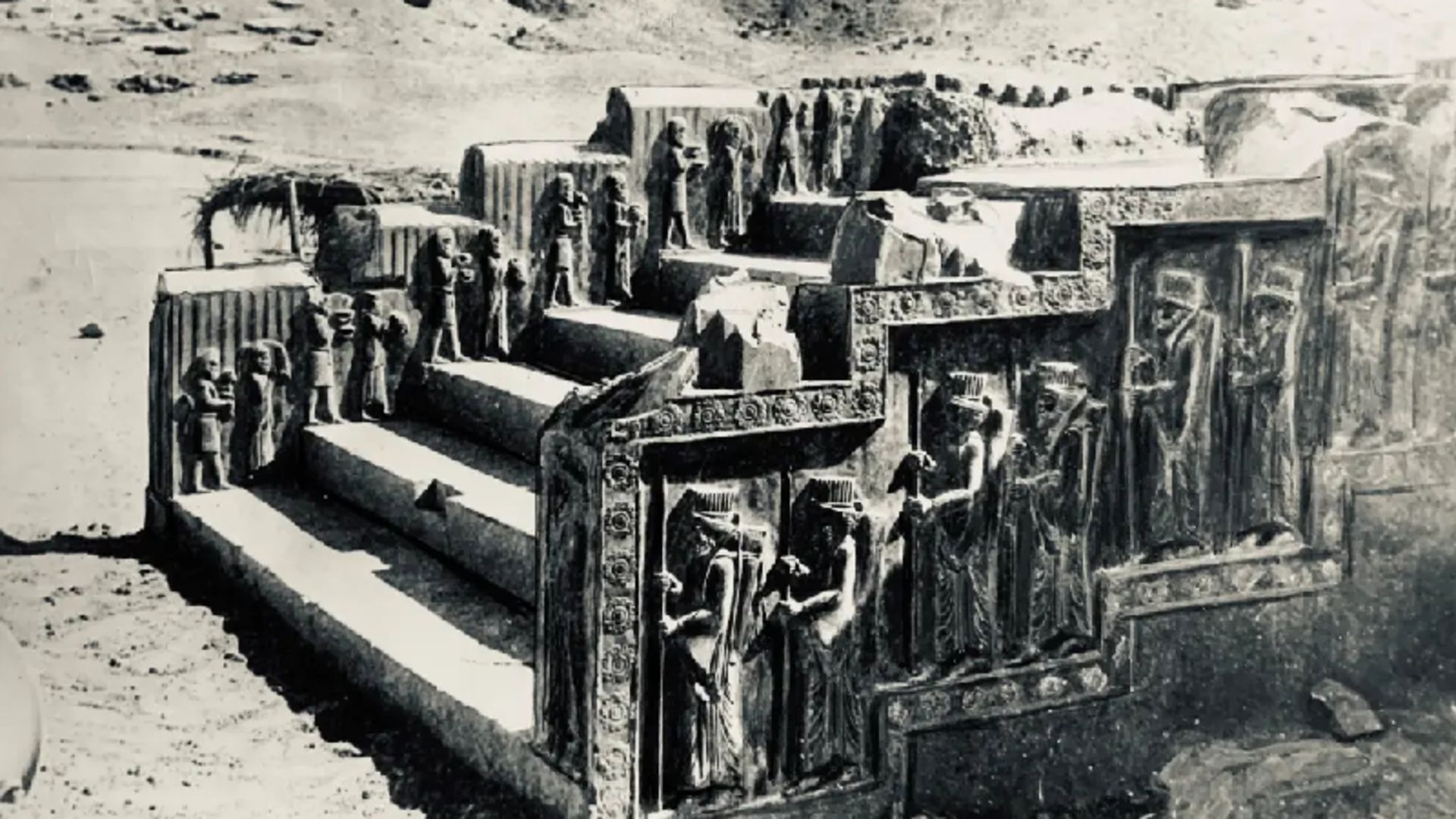 رازهای پلههای جنوبی تخت جمشید؛ روایت تصویری از یک امپراتوری 4 پلههای تخت جمشید