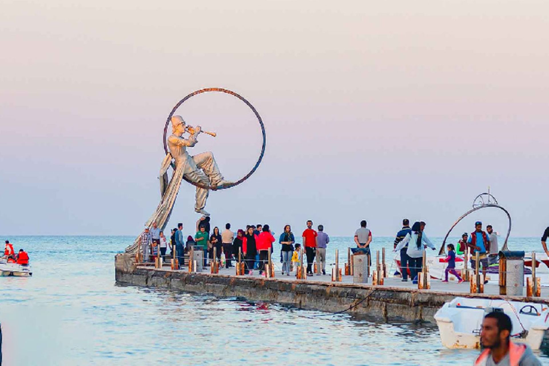 راهنمای رزرو هتل ۵ ستاره در کیش با بهترین قیمت 3 اسکله کیش