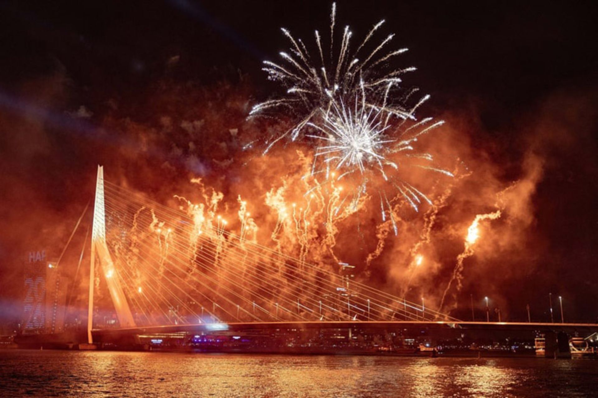 آتش بازی روتردام، هلند در آغاز سال نوی میلادی ۲۰۲۶