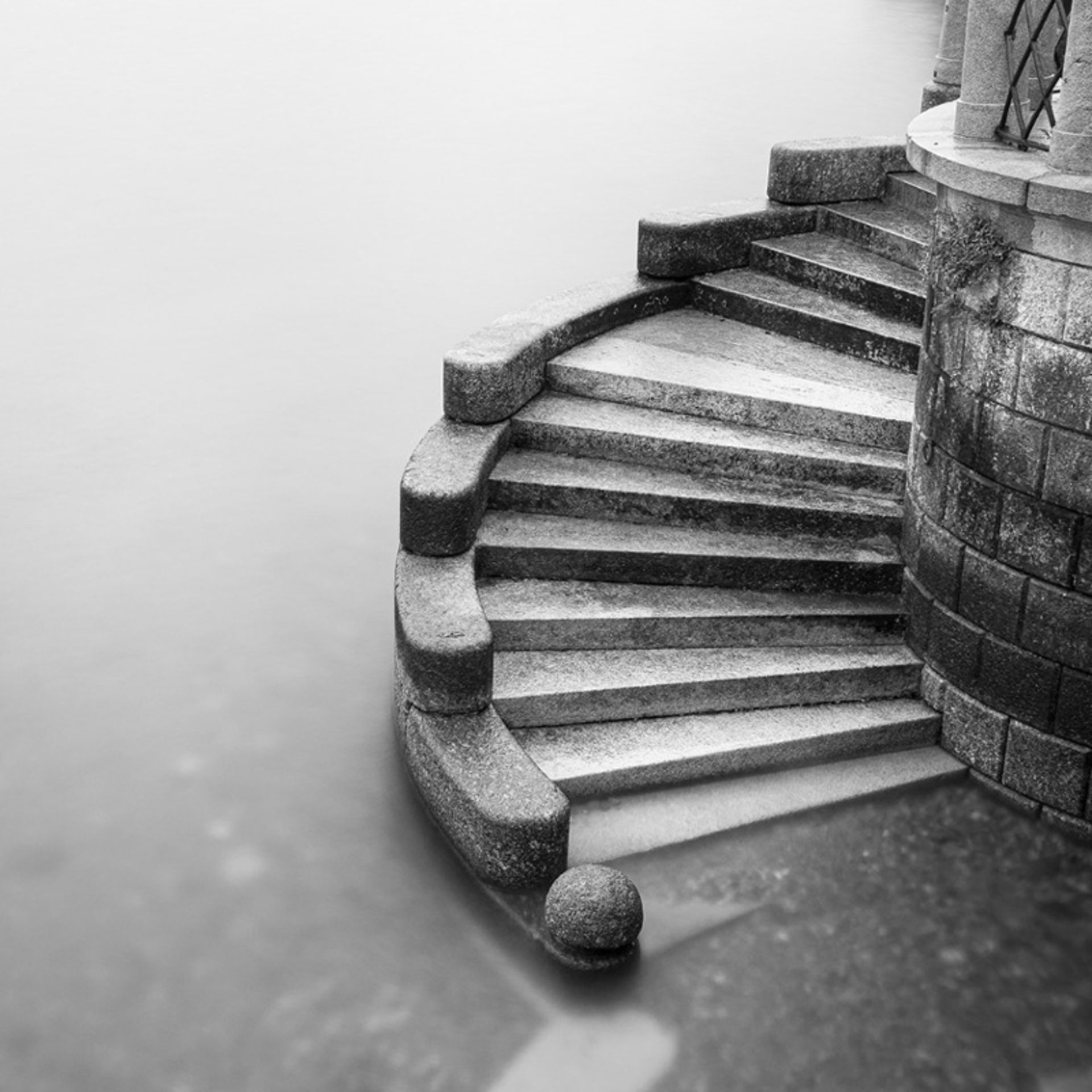 پله‌های سنگی