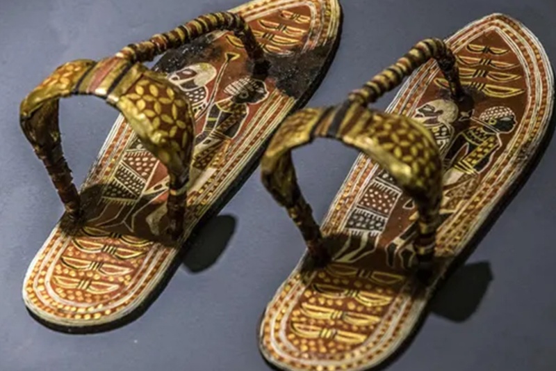 راز صندلهای توتعنخآمون؛ کفشهایی برای «له کردن» دشمنان فرعون! 2