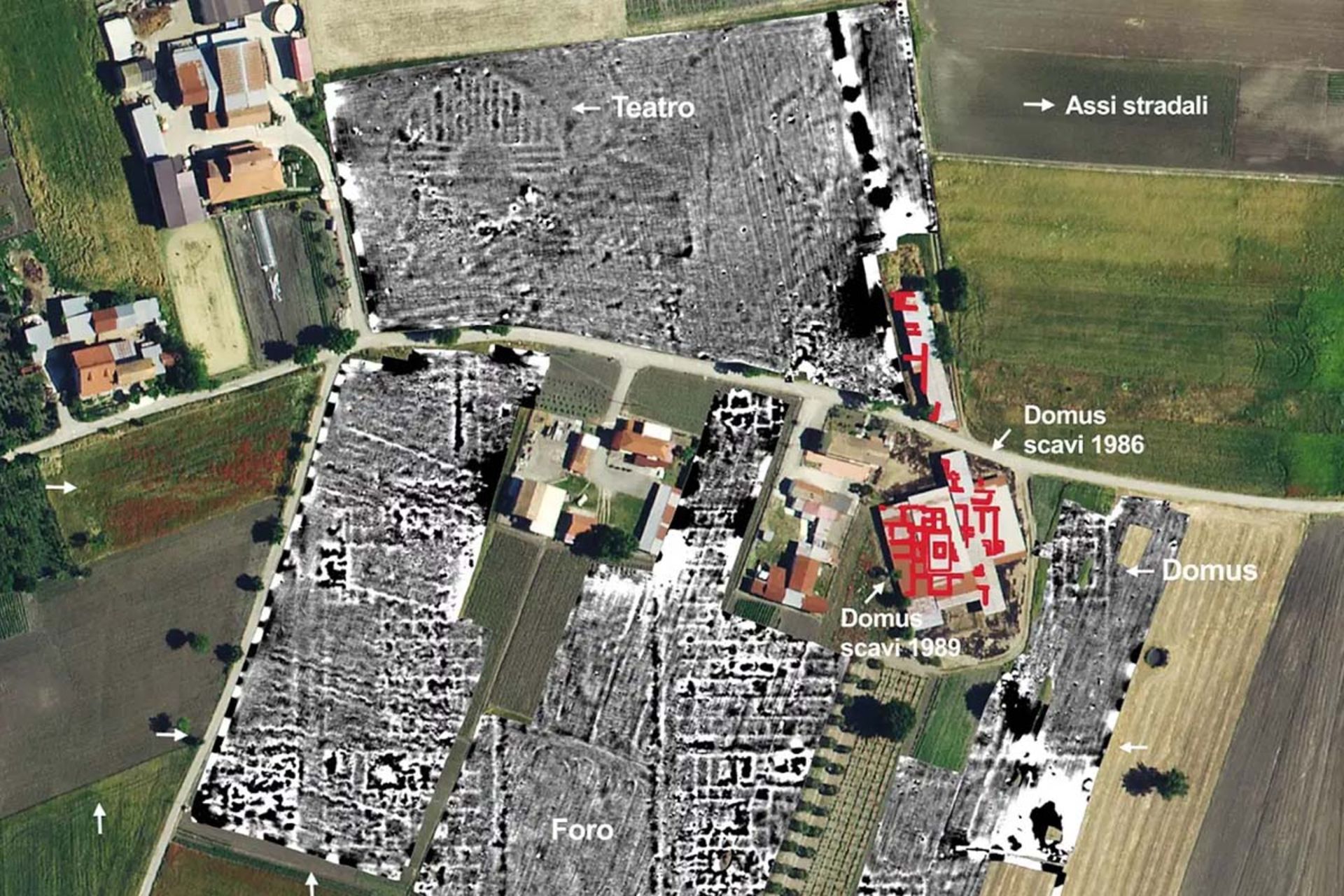 چشم عقاب باستانشناسان در آسمان ایتالیا؛ پهپادها راز شهر گمشده را فاش کردند 3 نقشه هوایی و مغناطیسی محوطه باستانی «فایوکاگلیا» در ایتالیا